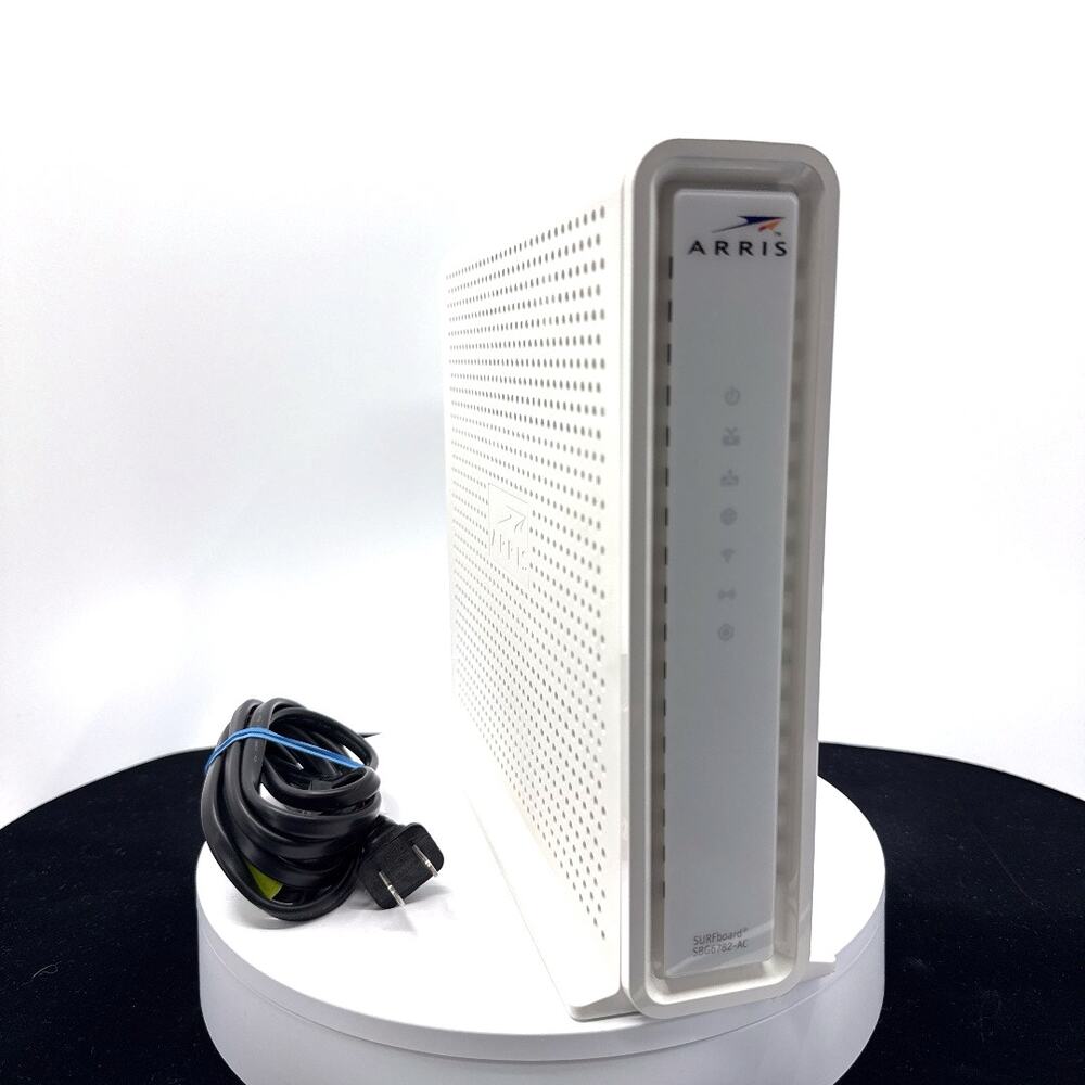 ARRIS SURFboard DOCSIS 3.0 Cable Modem Router - Picture 6 of 16